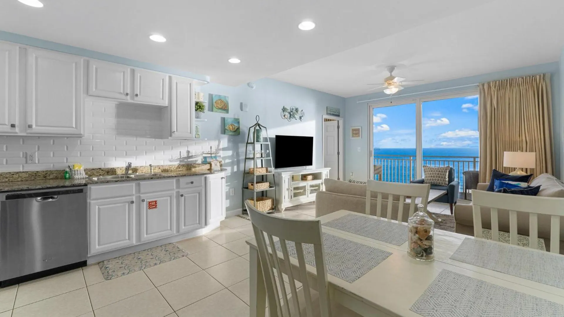 Semesterbostad Splash Resort 302W - Sea Breeze Bliss Panama City Beach